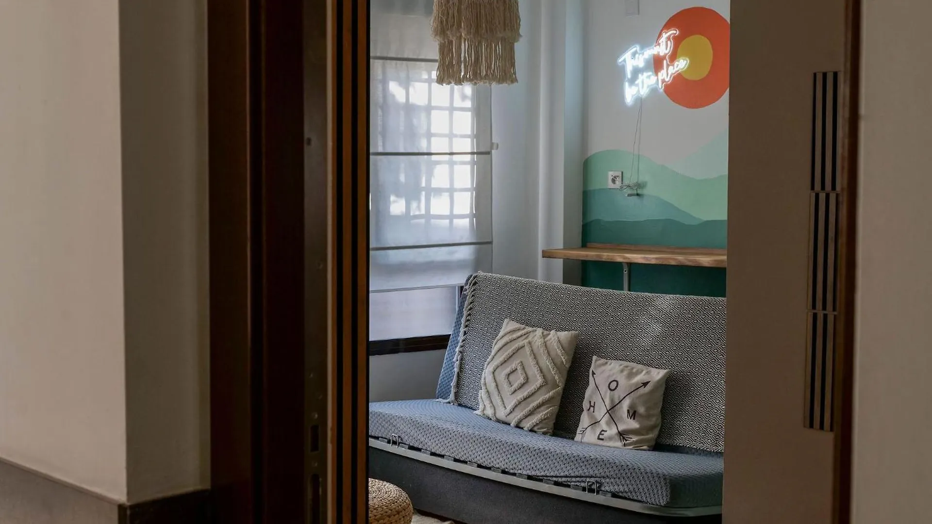 Studio 5 Mins From El Palo Beach Wifi & Ac Málaga