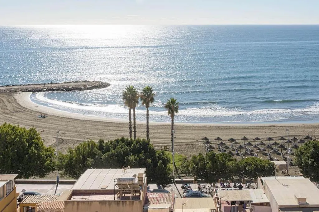 Studio 5 Mins From El Palo Beach Wifi & Ac Málaga İspanya