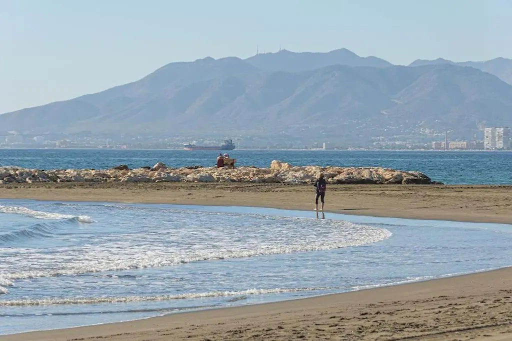 Apartment Studio 5 Mins From El Palo Beach Wifi & Ac Malaga