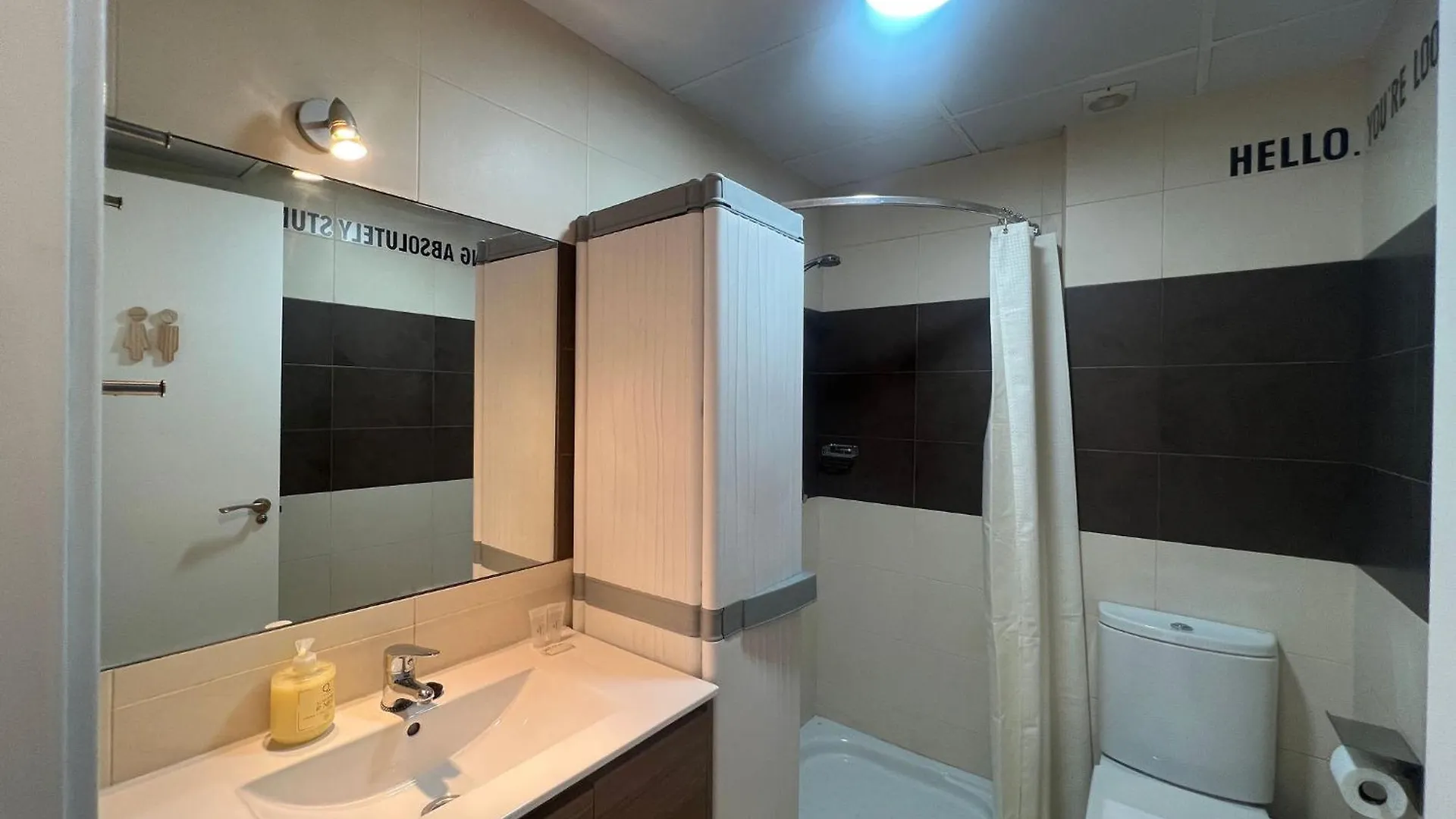 Studio 5 Mins From El Palo Beach Wifi & Ac Malaga Apartment