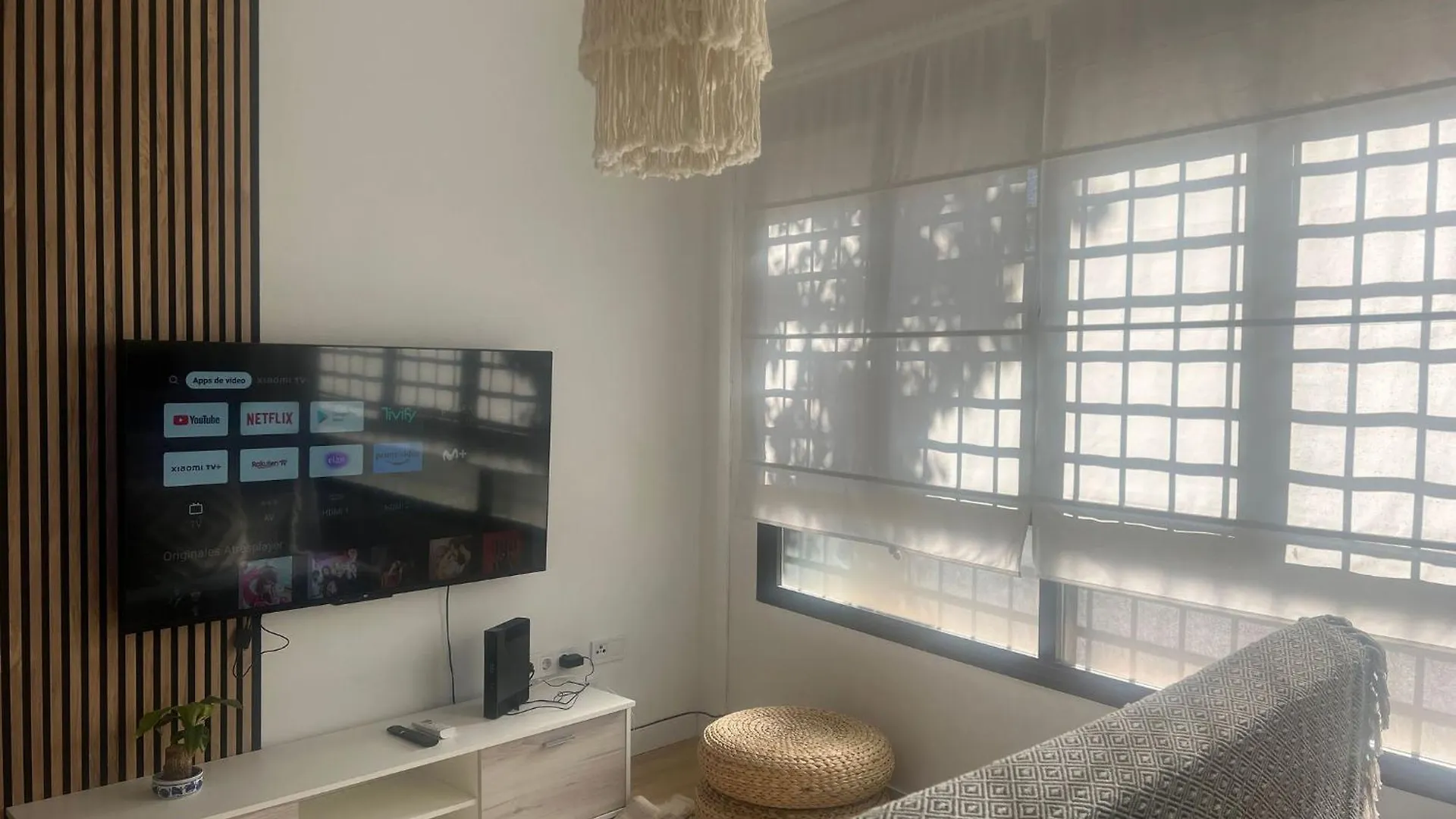 Apartment Studio 5 Mins From El Palo Beach Wifi & Ac Malaga